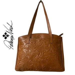 🌟💕 NWT Beautiful Patricia Nash Tooled Tote / Purse 👜🌟